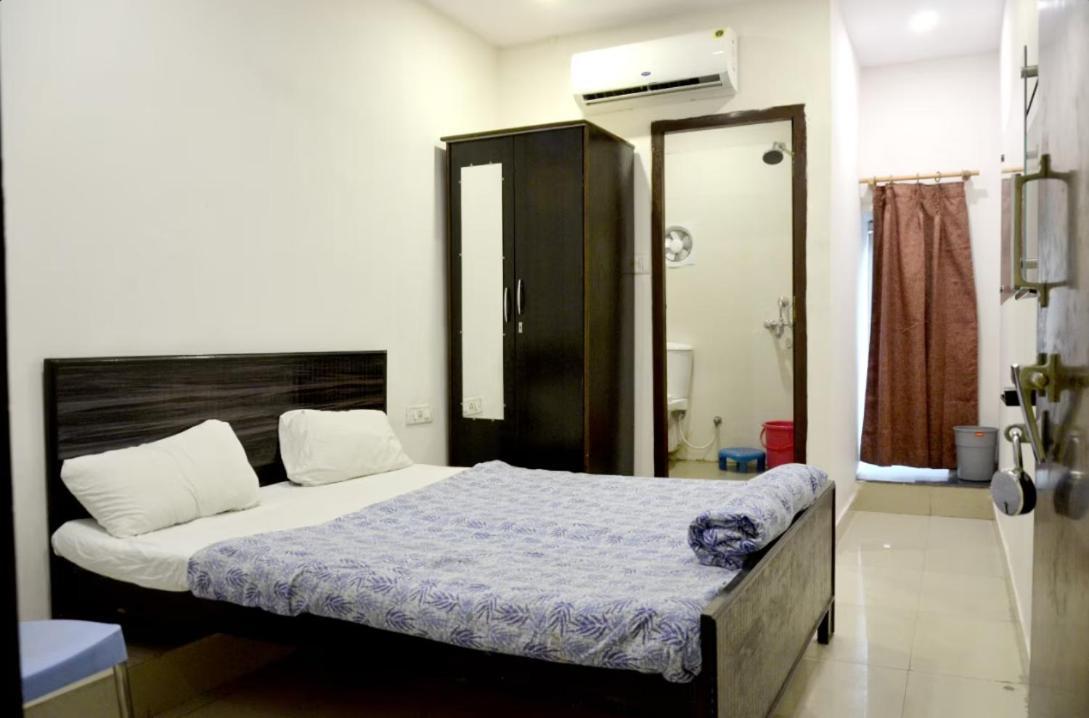 Hotel Atithi Niwas Allāhābād Junction エクステリア 写真